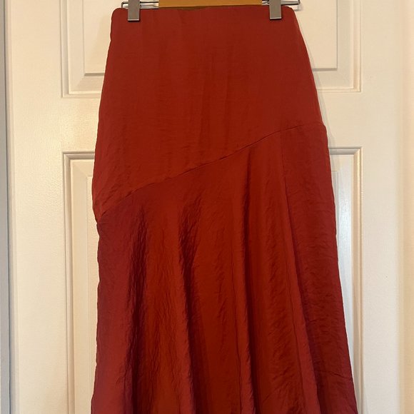 NWTs American Eagle Rust Satin Skirt - Picture 2 of 4